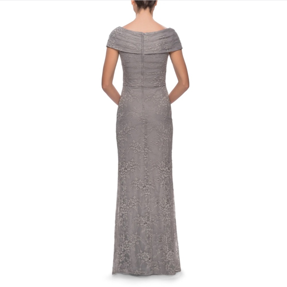 NEW $469 La Femme [ size 2 ] Portrait Neck Sparkle Lace Gown in Platinum‎ - Picture 13 of 13